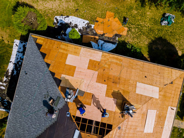 Best Emergency Roof Repair  in Olmsted Falls, OH